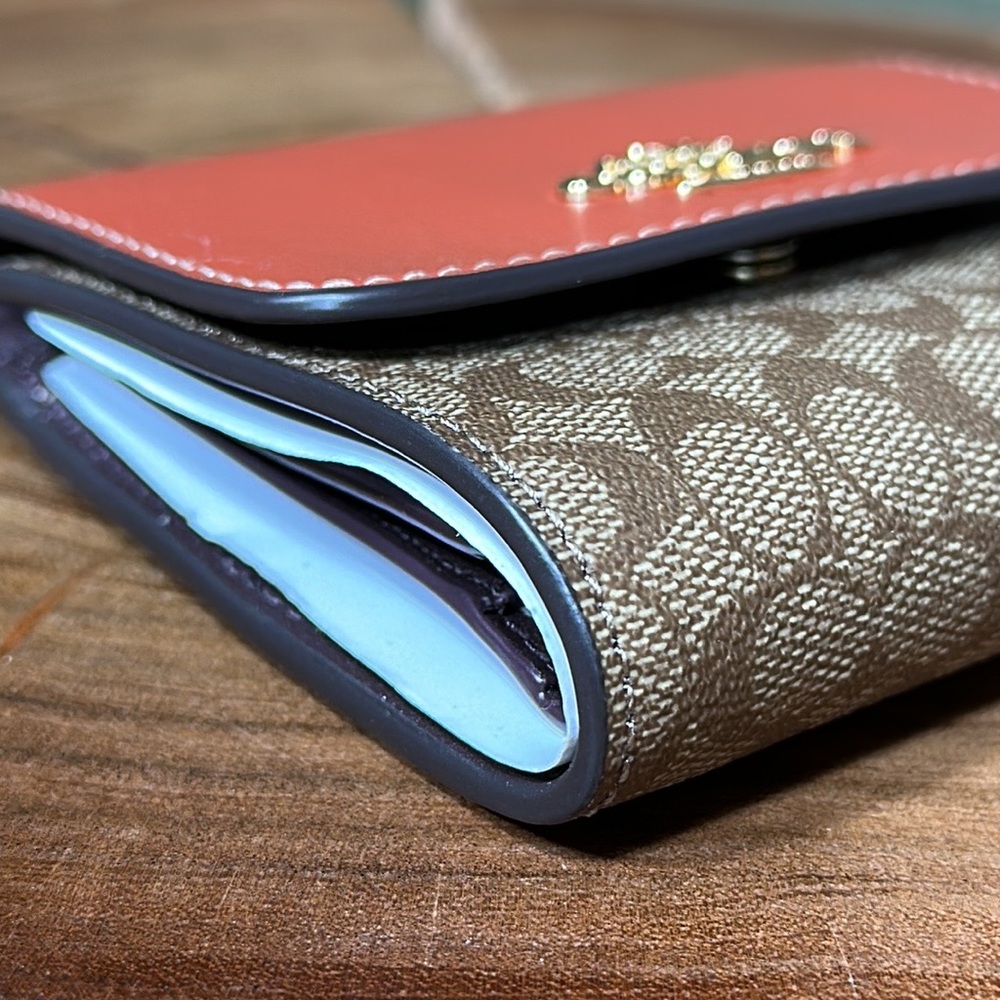 *NWT* COACH Small Trifold Wallet In Colorblock Signature Canvas - Picture 6 of 10
